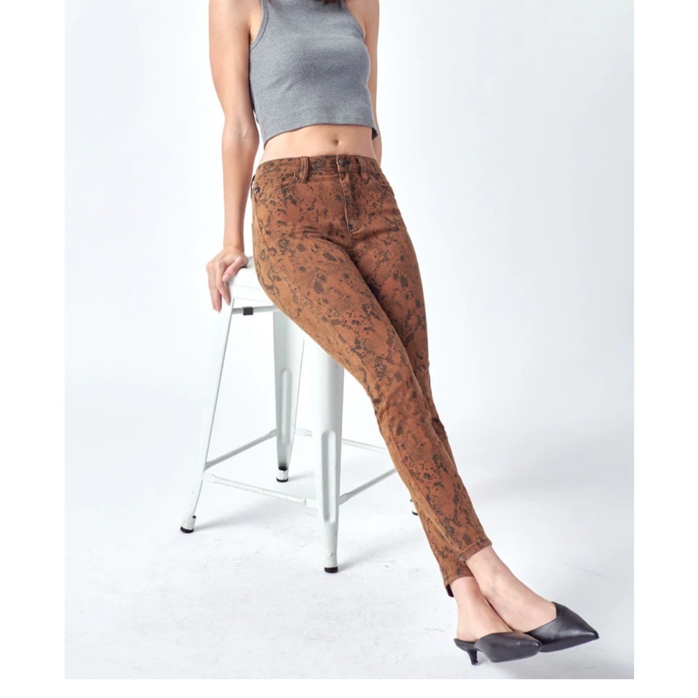 ANASTASIA HIGH RISE SUPER SKINNY JEANS kancan Fall Jeans